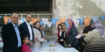 Seferihisar'da AK Parti Teşkilatından Bin Kişilik Aşure