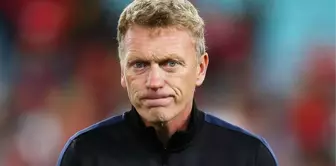 Moyes Üçlü Ateş Altında