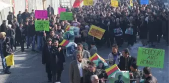 Başkale'de Uludere İçin Tabutlu Protesto