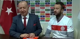 Giray Kaçar, Antalyaspor ile Anlaştı