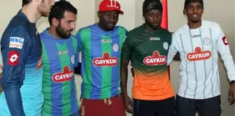 Çaykur Rizespor'da Yeni Transferler Tanıtıldı