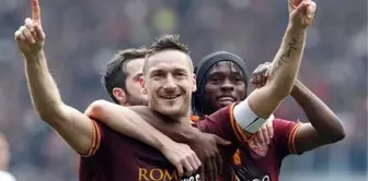 Totti'den de Rossi'ye İlkokul Şakası