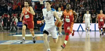 Anadolu Efes, Galatasaray'ı 69-64 Yendi