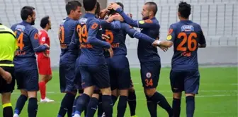 İstanbul Bşb - Adanaspor: 3-1 / Olimpiyat'ta Gülen Ev Sahibi Takım Oldu