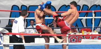 Bursa'da Kick Boks Müsabakalarına 18 Sporcu Katıldı