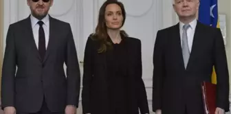 Angelina Jolie Bosna-Hersek'te Temaslarda Bulundu