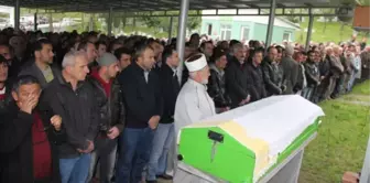 Balayı Tatilinde Hayatını Kaybeden Damat Toprağa Verildi