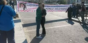 Didim'de Sürpriz Evlilik Teklifine Tatilciler de Şahit Oldu