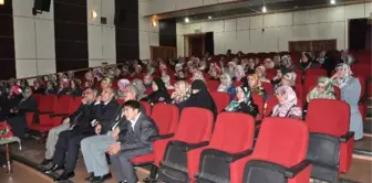 Kadınlara 'Ailede Samimiyet' Anlatıldı