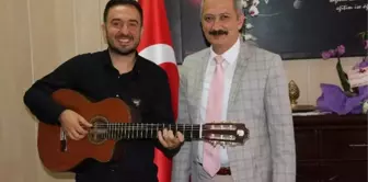 Gaziantepli Öğretmen TRT Müzik'in Yarışmasında Finale Kaldı