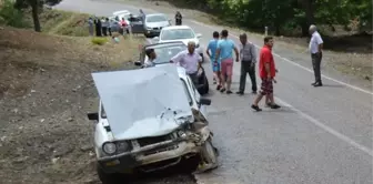 Edremit'te Trafik Kazası: 6 Yaralı