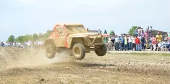 Off-Road Yarışları Nefes Kesti