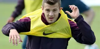 Wilshere'in Başı Dertte