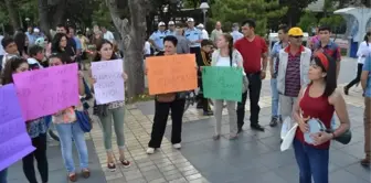 Kadınlar, Kadın Cinayetlerine Tepki Gösterdi