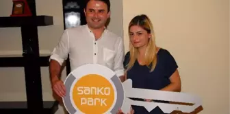 Sanko Park'ın Ev Talihlisi Tapusunu Aldı