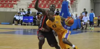 Royal Halı Gaziantep - Uşak Sportif: 85-72