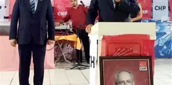 Baykal, Kılıçdaroğlu'nun Yerdeki Fotoğrafı Önünde Konuştu