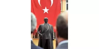 Büyük Önder Atatürk'ü Anıyoruz