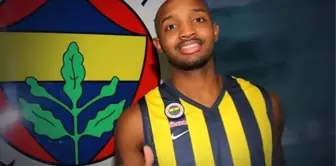 Ricky Hickman Twitter'da Taraftarla Tartıştı