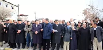 Van ve Erciş'te Kadın Cinayetleri Protesto Edildi