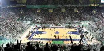 Panathinaikos - Barcelona Maçı, Bomba İhbarı Nedeniyle Durakladı