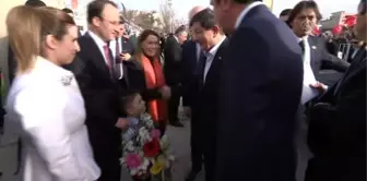 Davutoğlu: 'Denizli'nin Sembol Horozu Gibi Başımız Her Zaman Diktir Hiç Eğilmez'