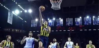 Fenerbahçe Ülker Nefesleri Kesen Maçta Anadolu Efes'i Mağlup Etti