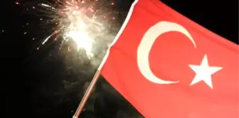 Beldedeki Liseli Öğrenciler Çanakkale'ye Törenle Gönderildi