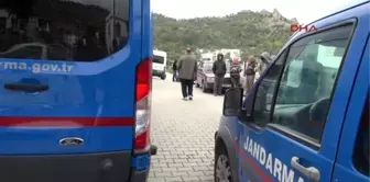 Muğla Tesisatçı, Boğazından Bıçaklanarak Öldürülmüş Bulundu