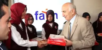 Fatih Projesi Kapsamında Öğrencilere 50 Tablet Bilgisayar Dağıtıldı