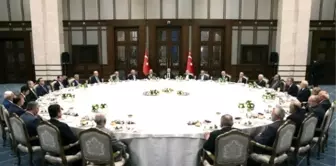 Erdoğan İftar Yemeğinde İlim Adamlarını Ağırladı