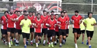 Antalyaspor'da Günü Çift Antrenmanla Tamamladı