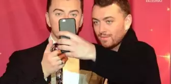 Sam Smith Takes Selfies With 'Wax Sam Smith' At Madame Tussauds