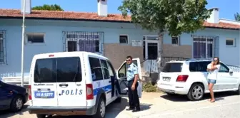 3 Aylık Bebek Annesiyle Sağlık Ocağında Mahsur Kaldı