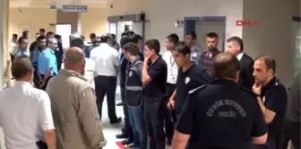 Pkk, Gümrükte Görevli Polisleri Taşıyan Minibüse Saldırdı: 1 Polis Yaralı