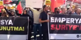 Rusya'nın Suriye'deki Hava Saldırıları Beyoğlu'nda Protesto Edildi