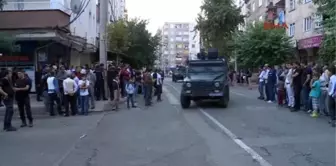 Diyarbakır'da Polisin Baskın Düzenlediği Evden Ateş Açıldı: 1 Ölü