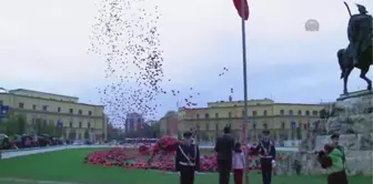 Arnavutluk'ta 'Bayrak ve Bağımsızlık Günü' Kutlanıyor