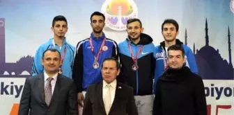 Büyükler Türkiye Karate Şampiyonası'nda Uygur ve Eltemur Zirvede