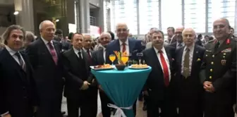 İstanbul Adliyesi'nde Yeni Yıl Kutlaması...