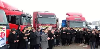 Çarşamba'dan Bayır Bucak Türkmenlerine 5 Tır Yardım