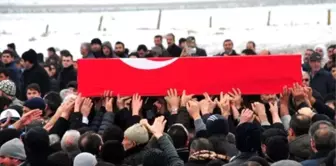 Şehit Uzman Çavuş Osman Ateş, Gözyaşlarıyla Son Yolculuğuna Uğurladı