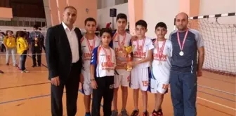 Okullararası Küçükler Badminton İl Birinciliği Tamamlandı