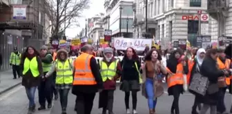 Londra'da On Binler Irkçılık ve İslam Karşıtlığına ?hayır? Dedi