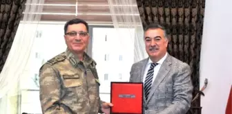 Korgeneral İbrahim Yaşar, Vali Al'ı Ziyaret Etti