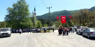 Ayhan Gider Yenice'de Hayır Yemeğine Katıldı