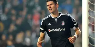 Beşiktaş Basın Sözcüsü Albayrak: Gomez Beşiktaş'ta Kalacak