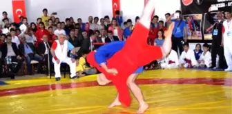 Türkiye Sambo Şampiyonası Kıran Kırana Maçlarla Başladı