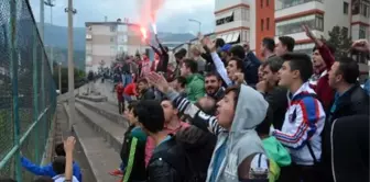 Karabüksporlu Taraftarlardan Futbolculara Tepki