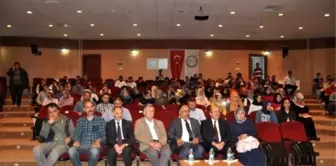 Iğdır Üniversitesi'nde 'İslam Düşüncesinde Edebiyat Geleneği' Konulu Konferans